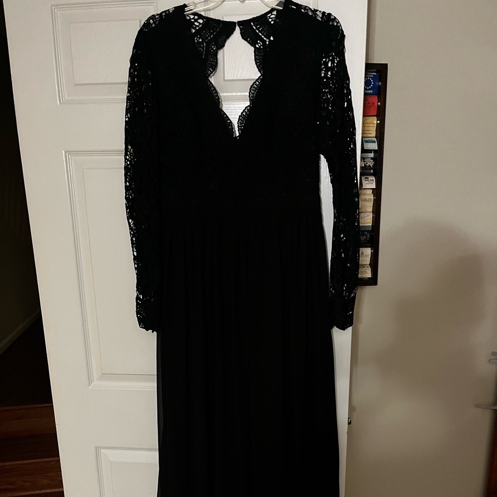 Lulu's Black Lace Long Sleeve Maxi Dress